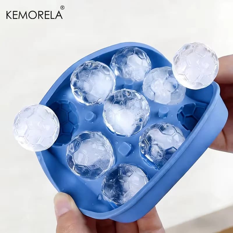 9-Hole Soccer Ball Ice Cube Tray With Lid