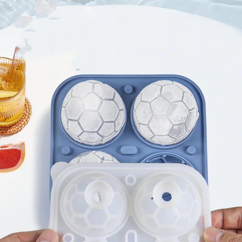 4-Cavity Football Ice Cube Tray With Lid