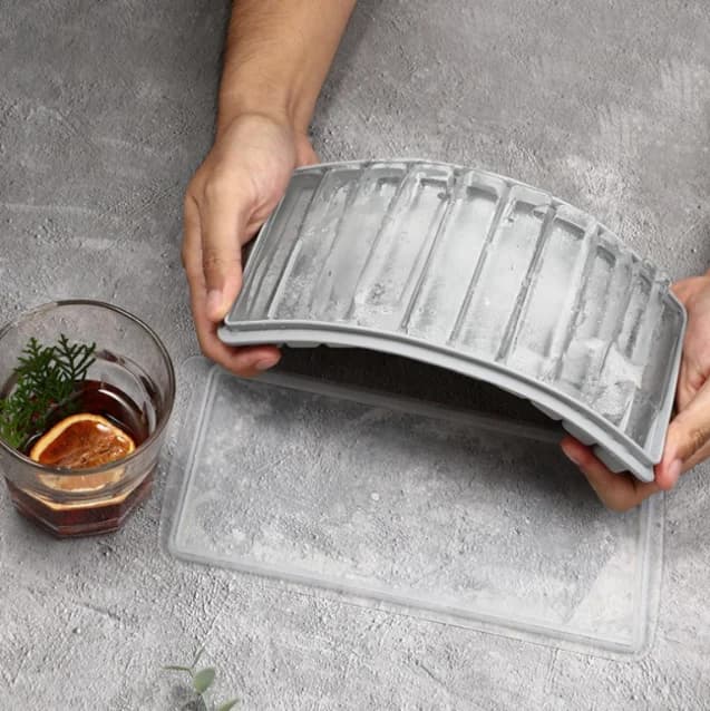 Long Ice Stick Tray With Lid